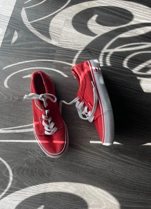 Lacoste sneaker boho vintage sneaker, brand: Lacoste, condizioni: Ottime, taglia: 36, €5.00, €5.95 include la Protezione acquisti