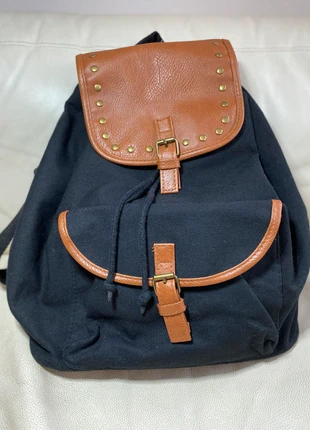 Super leuke rugzak, met vegan lederen accenten., staat: Nieuw zonder prijskaartje, € 10,00, € 11,20 inclusief Kopersbescherming