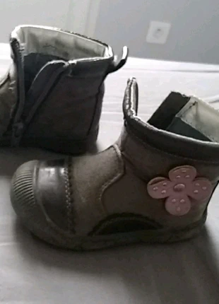 Bottine fille , brand: Pat et Ripaton, condizioni: Buone, taglia: 21, €2.00, €2.80 include la Protezione acquisti