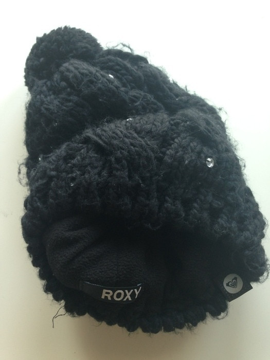 Bonnet noir ROXY 3