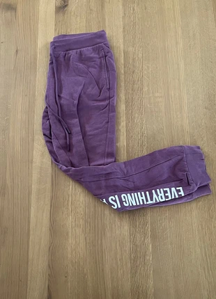 Bas de survêtement mauve femme Terranova taille M, marque: Terranova, état: Très bon état, taille: M / 38 / 10, 7,00 €, 8,05 € Protection acheteurs incluse