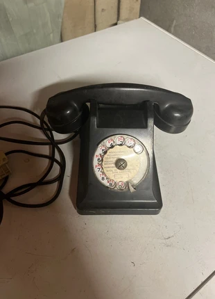 Vieux téléphone, état: Satisfaisant, 18,00 €, 19,60 € Protection acheteurs incluse