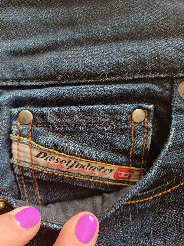 Jeans diesel - photo numéro 10