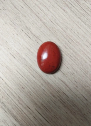 Jade rouge cabochon, marque: Jade, état: Neuf avec étiquette, 3,00 €, 3,85 € Protection acheteurs incluse