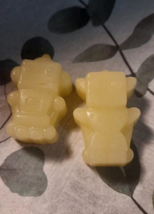 fondants en forme de robots, marque: Fait-Maison, état: Neuf sans étiquette, 1,00 €, 1,75 € Protection acheteurs incluse