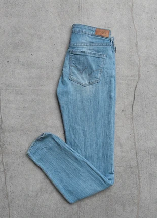 Jean bleu femme coupe droite - le temps des cerises - W24 - taille 36, merk: Le Temps des Cerises, staat: Heel goed, maat: XS / 34 / 6, € 15,00, € 16,45 inclusief Kopersbescherming