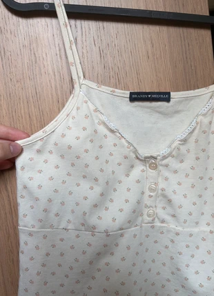 Canottiera a fiori Brandy Melville, marque: Brandy Melville, état: Neuf sans étiquette, taille: XS / 34 / 6, 9,99 €, 11,19 € Protection acheteurs incluse