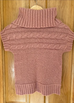 Girl's Dusky Pink Knitted Neck Jumper Short Sleeve, brand: Dunnes Stores, condition: Very good, size: 9 years / 134 cm, €5.00, €5.95 includes Buyer Protection