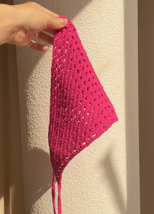 Bandana en crochet - Rose, marca: Local, estado: Nuevo sin etiquetas, 10,00 €, 11,20 € Protección al comprador incluida