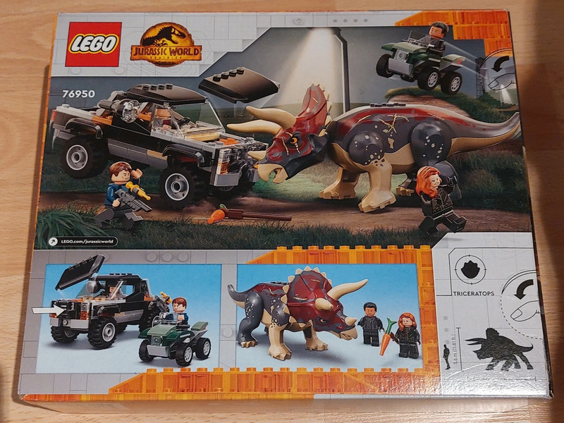 LEGO 76950 Jurassic Park 2