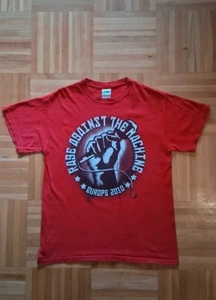 T Shirt Rage Against The Machine 2010 Rare Taille M, brand: Gildan, condition: Very good, size: M, €32.00, €34.30 includes Buyer Protection