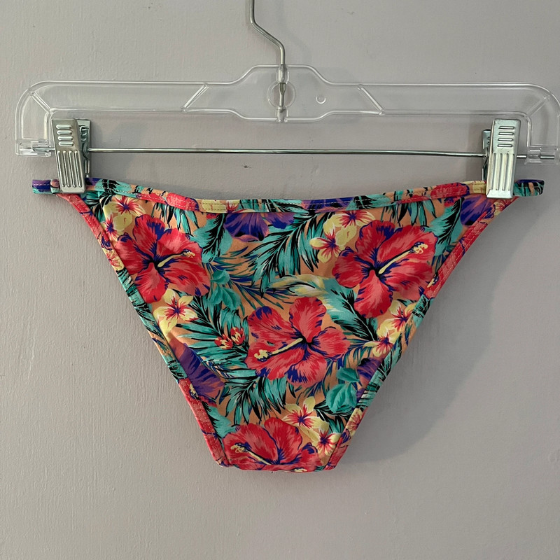 Hibiscus print bikini bottoms 2