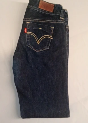 Levi's "Patricia" Ultra Skinny Jeans, brand: Levi's, condizioni: Ottime, taglia: XS / IT 38 / EU 34, €17.00, €18.55 include la Protezione acquisti