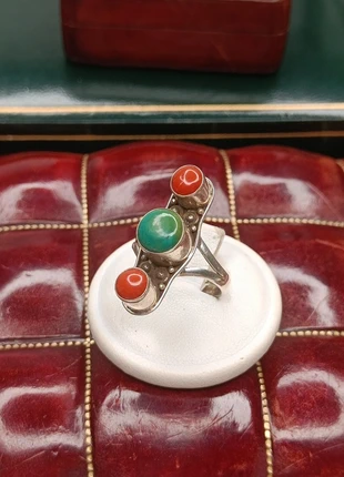 Anello argento con corallo, turchese etnico, marque: Argento, état: Très bon état, taille: Ajustable, 34,00 €, 36,40 € Protection acheteurs incluse