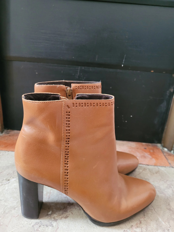 Minelli hotsell boots camel