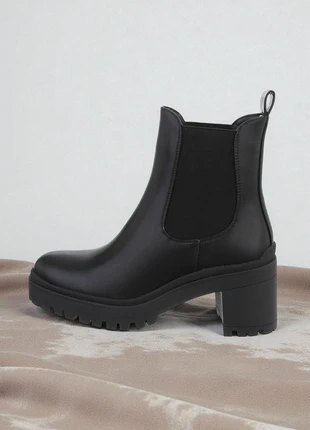 Très jolies bottines noires, taille 39, merk: Autre boutique, staat: Heel goed, maat: 39, € 52,00, € 55,30 inclusief Kopersbescherming
