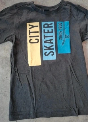 Leuk Tshirt - maat 110/116, marque: Wibra, état: Bon état, taille: 5 ans / 110 cm, 1,50 €, 2,28 € Protection acheteurs incluse