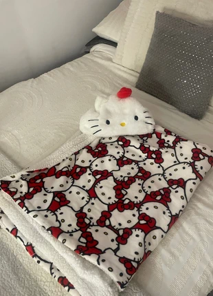 Hello kitty blanket, brand: Hello Kitty, condition: Very good, £13.00, £14.34 includes Buyer Protection