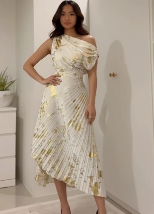 Robe midi plissée ivoire à reflets dorés, coupe asymétrique Taille M, brand: phenomeca, condition: Very good, size: M / 38 / 10, €59.00, €62.65 includes Buyer Protection