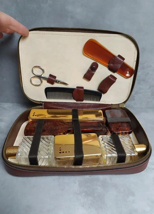 Vanity case malette trousse de toilettage vintage travel grooming kit, marque: Vintage Dressing, état: Bon état, 13,99 €, 15,39 € Protection acheteurs (Pro) incluse