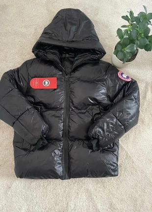 Doudoune canada goose, marque: Canada Goose, état: Très bon état, taille: M, 140,00 €, 147,70 € Protection acheteurs incluse