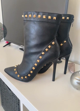 Bottines talons cloutés taille 7 (39), brand: bottines clouté, condition: New without tags, size: 39, €15.00, €16.45 includes Buyer Protection