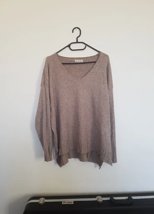 Pull col v , marque: Luisa loire, état: Très bon état, taille: Taille unique, 5,00 €, 5,95 € Protection acheteurs incluse