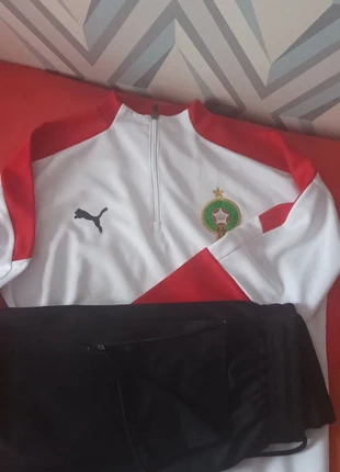 Jogging Maroc FRMF blanc rouge et noir, marque: Puma, état: Très bon état, taille: L, 30,00 €, 32,20 € Protection acheteurs incluse