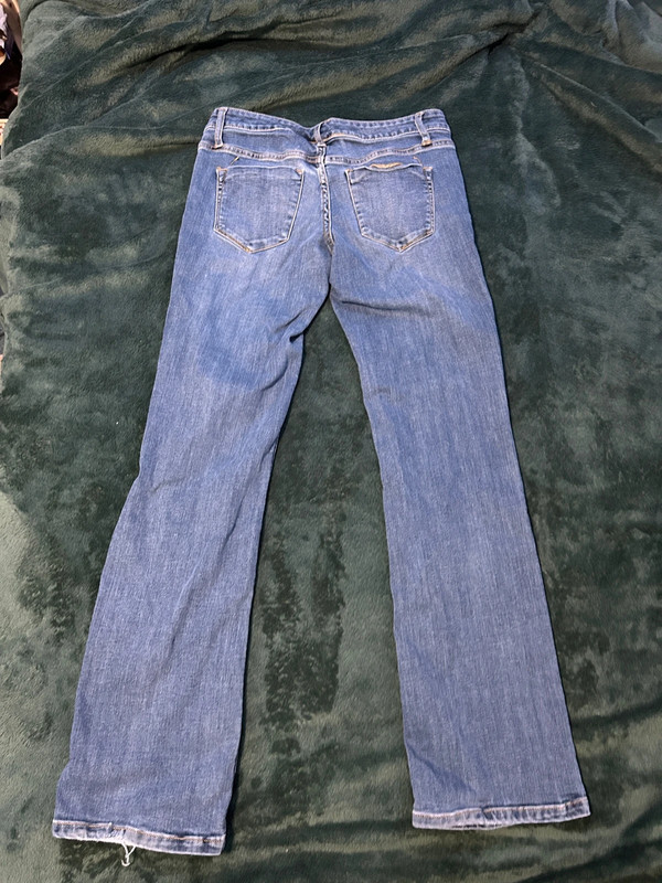 Low rise jeans 3