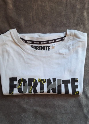 Tshirt ML garçon Taille M 10 12 ans Fortnite, brand: Fortnite, condition: Very good, size: M, €5.00, €5.95 includes Buyer Protection