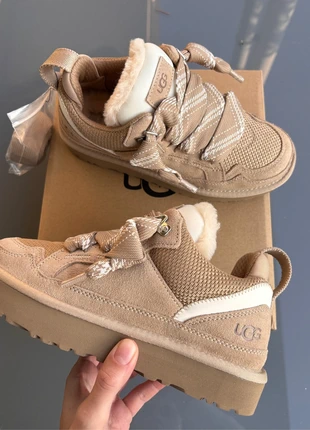 UGG lowmel sand neuve, marca: UGG, estado: Novo com etiquetas, tamanho: 37, €169.00, €178.15 inclui Proteção do Comprador