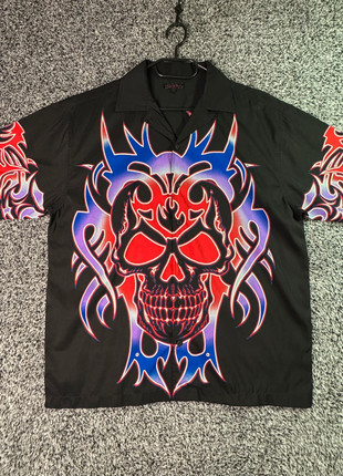 Chemisette Y2K big logo avant dos tête de mort noire taille 4 tbe, marque: y2k, état: Très bon état, taille: Taille unique, 15,00 €, 16,45 € Protection acheteurs (Pro) incluse