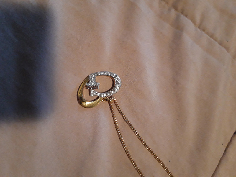 Collier Guess 2