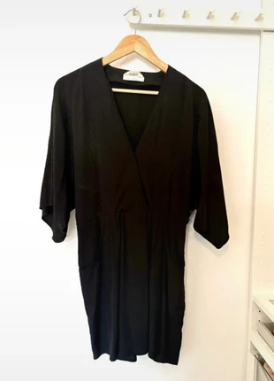 Robe noire Ba&sh cache cœur effet kimono portefeuille, marque: Ba&sh, état: Très bon état, taille: M / 38 / 10, 35,00 €, 37,45 € Protection acheteurs incluse