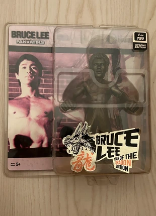 Bruce Lee Fanatiks Year of the Dragon Edition (1 of 750) New, marca: Fanatics, estado: Novo com etiquetas, tamanho: Tamanho único, €26.00, €28.00 inclui Proteção do Comprador