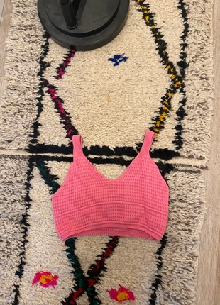 Cropped top pink melting stockholm S, merk: Melting Stockholm, staat: Heel goed, maat: S / 36 / 8, € 12,00, € 13,30 inclusief Kopersbescherming
