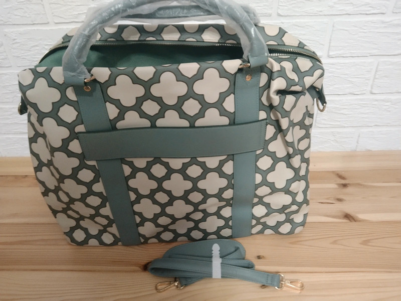 Aquarian cheap weekender oriflame