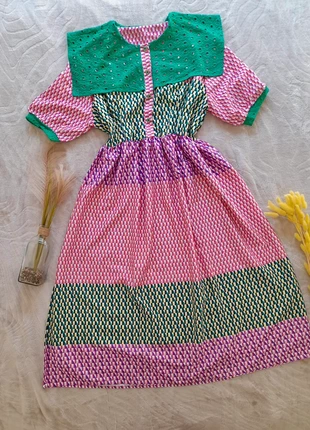 🌸 Robe midi patchwork à col brodé vert 🌸, zustand: Neu, größe: S / 36 / 8, 29,00 €, 31,15 € inklusive Vinted-Käuferschutz