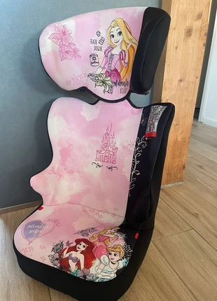 Siège auto isofix princesses, brand: Nania, condizioni: Buone, taglia: 4 anni / 104 cm, €50.00, €53.20 include la Protezione acquisti