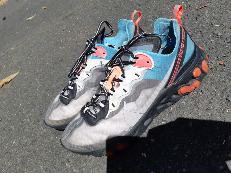 Solar red nike sales react element 87