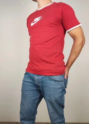 T-shirt imprimé Nike rouge et blanc taille XL, marca: Nike, estado: Muito bom, tamanho: XL, €20.00, €21.70 inclui Proteção do Comprador