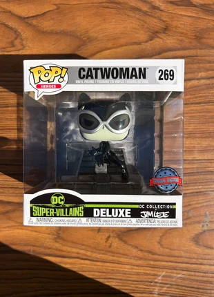 Funko Pop Catwoman 269 - Deluxe Special Edition, marca: Funko, estado: Novo sem etiquetas, tamanho: Tamanho único, €9.00, €10.15 inclui Proteção do Comprador
