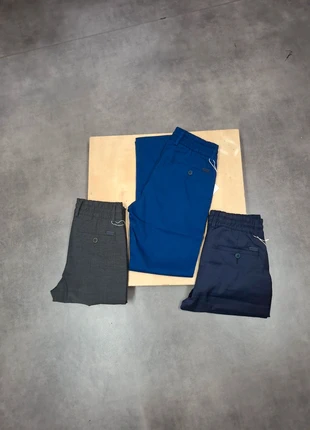 Calça azul Perfection., marque: Perfection, état: Neuf avec étiquette, taille: W26 | FR 36, 24,99 €, 26,94 € Protection acheteurs incluse