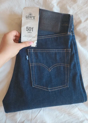 Jean Levi's 501 selvedge 1980's made & crafted neuf, brand: Levi's, condizioni: Nuovo con cartellino, taglia: IT 36 | W27, €35.00, €37.45 include la Protezione acquisti