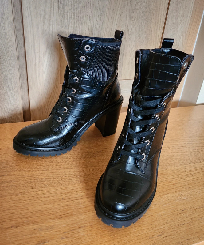 Faith lace 2025 up boots