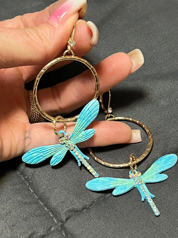 Betsy Johnson dragonfly earrings 1