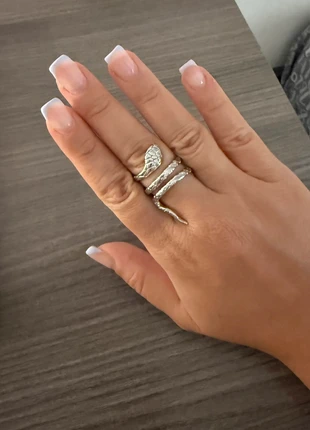 Anello Serpente Regolabile - Acciaio Inossidabile Silver, marke: Silver, zustand: Neu, größe: Größenverstellbar, 4,00 €, 4,90 € inklusive Vinted-Käuferschutz