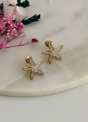 Boucles d’oreilles dorées formes étoile de mer ornées de strass - Acier Inoxydable, marque: Boutique Parisienne, état: Très bon état, 19,00 €, 20,65 € Protection acheteurs (Pro) incluse