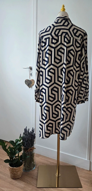 Robe/chemise Nougat boutique Parisienne - photo numéro 4