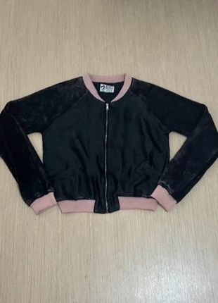 Gilet noir zippé bi-matière fille 12 ans, marca: Alcott, estado: Bom, tamanho: 12 anos / 152 cm, €2.00, €2.80 inclui Proteção do Comprador